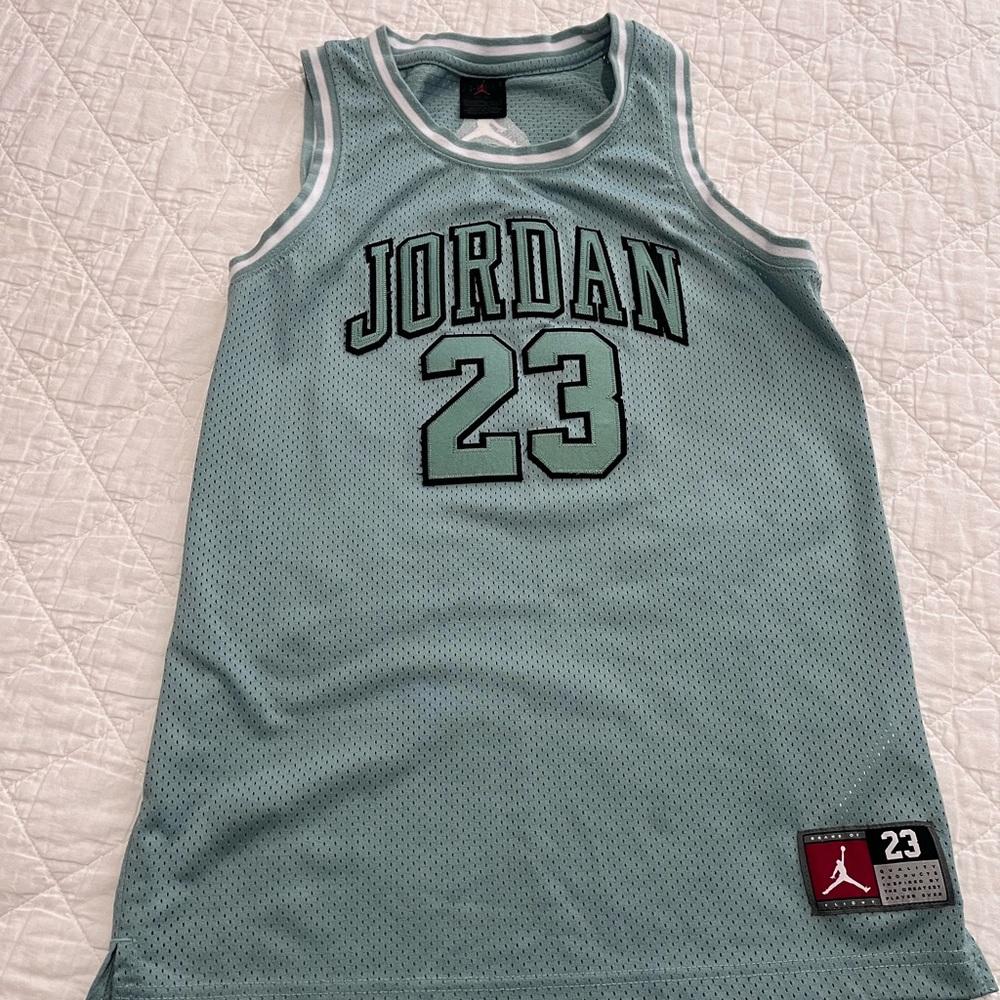 Air Jordan 23 Youth Classic Mesh Stitched Jersey Tank Top Large 12/13 Yrs